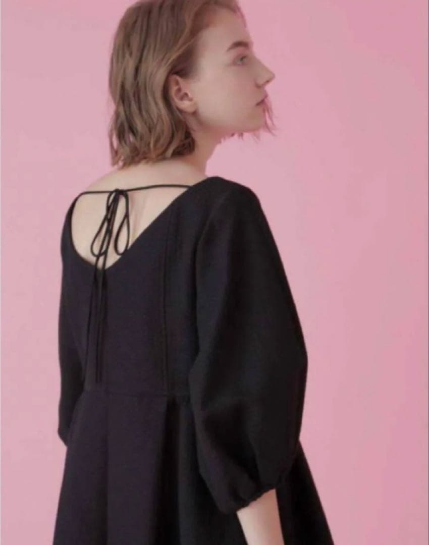 LE PHIL ブラックパフスリーブジャガードペプラムトップス ブラウスシルク混