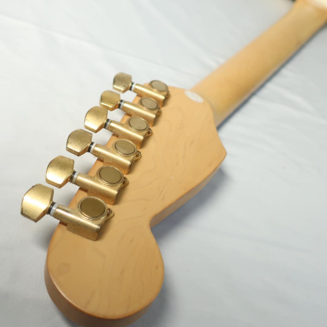 Photogenic エレキギター ストラトタイプ ホワイト ゴールドパーツ装備