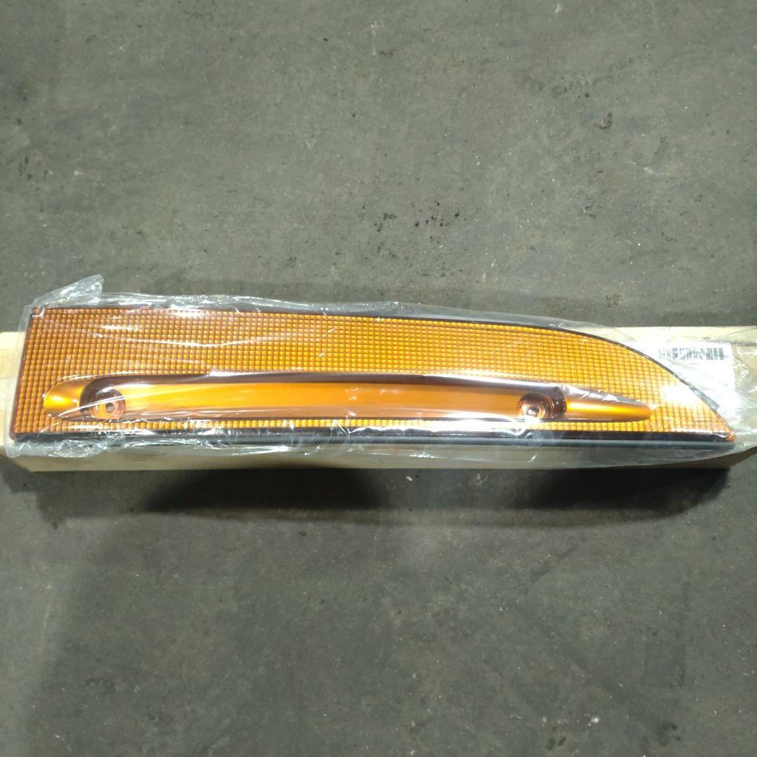 いすゞ エルフ 眉毛