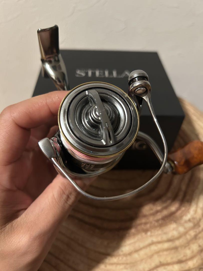 SHIMANO C2000SHG リール