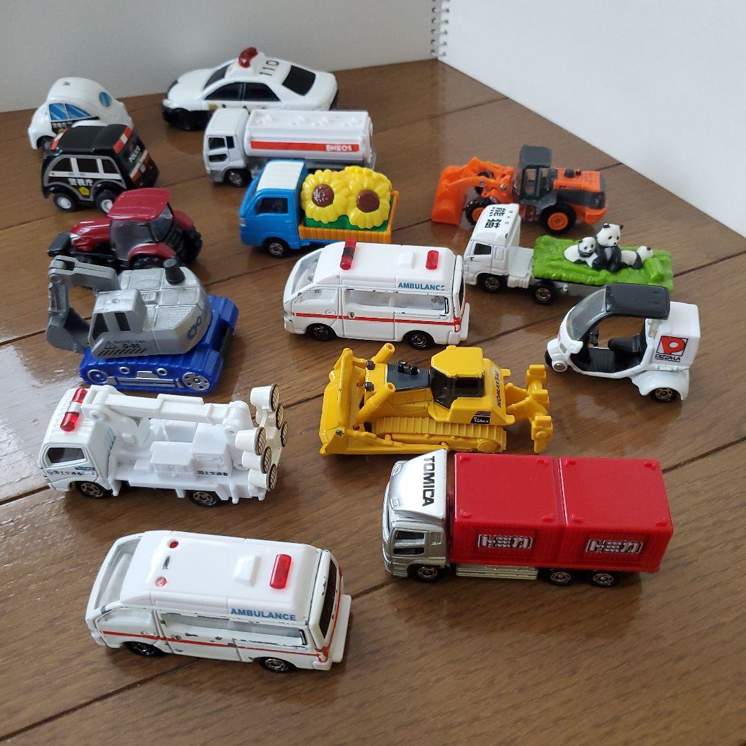 【期間限定特価】 トミカ ミニカー チョロQ セット - メルカリ ミニカー