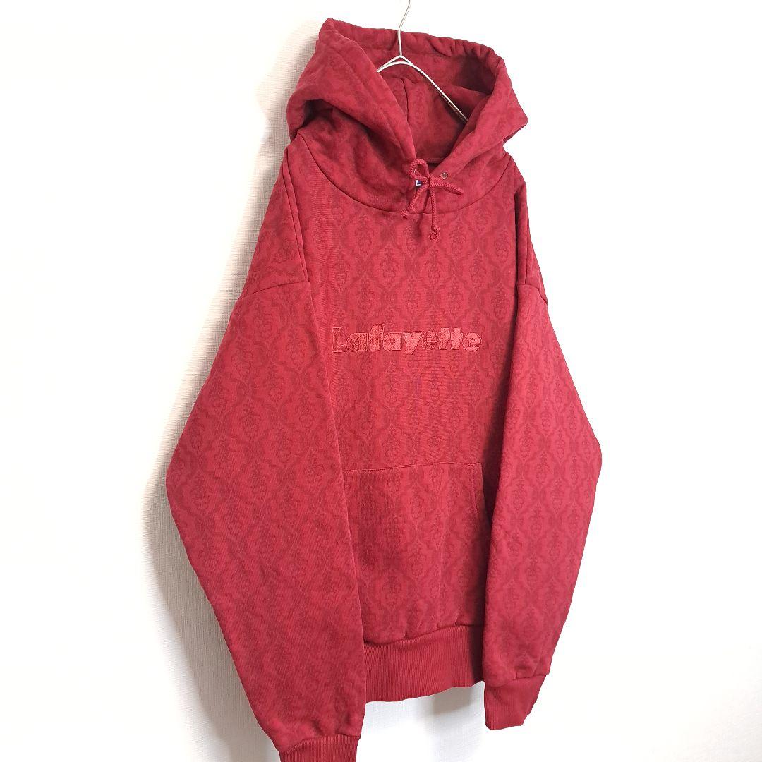 LFYT イエローバックス着用