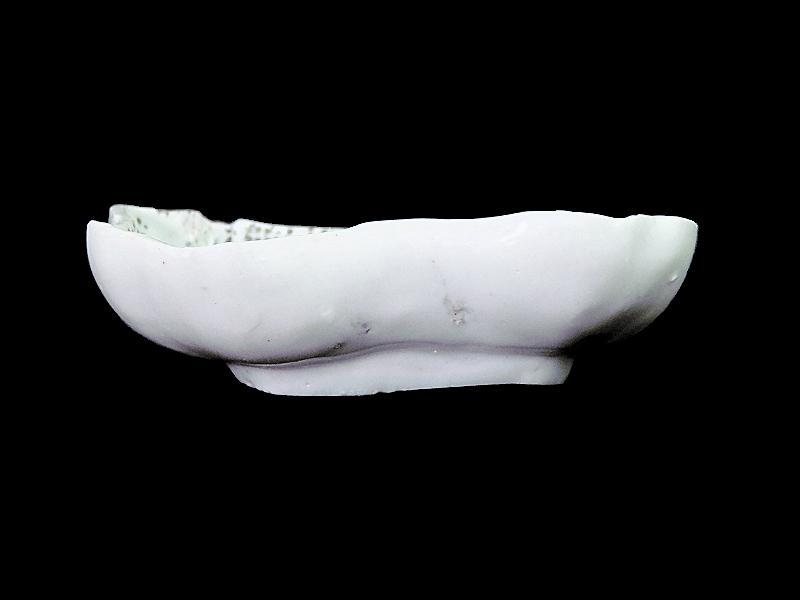 古伊万里 染型刷印判 違い角に十字の図 変形皿 江戸期 A312AS-CRe 美術品・アンティーク・コレクション