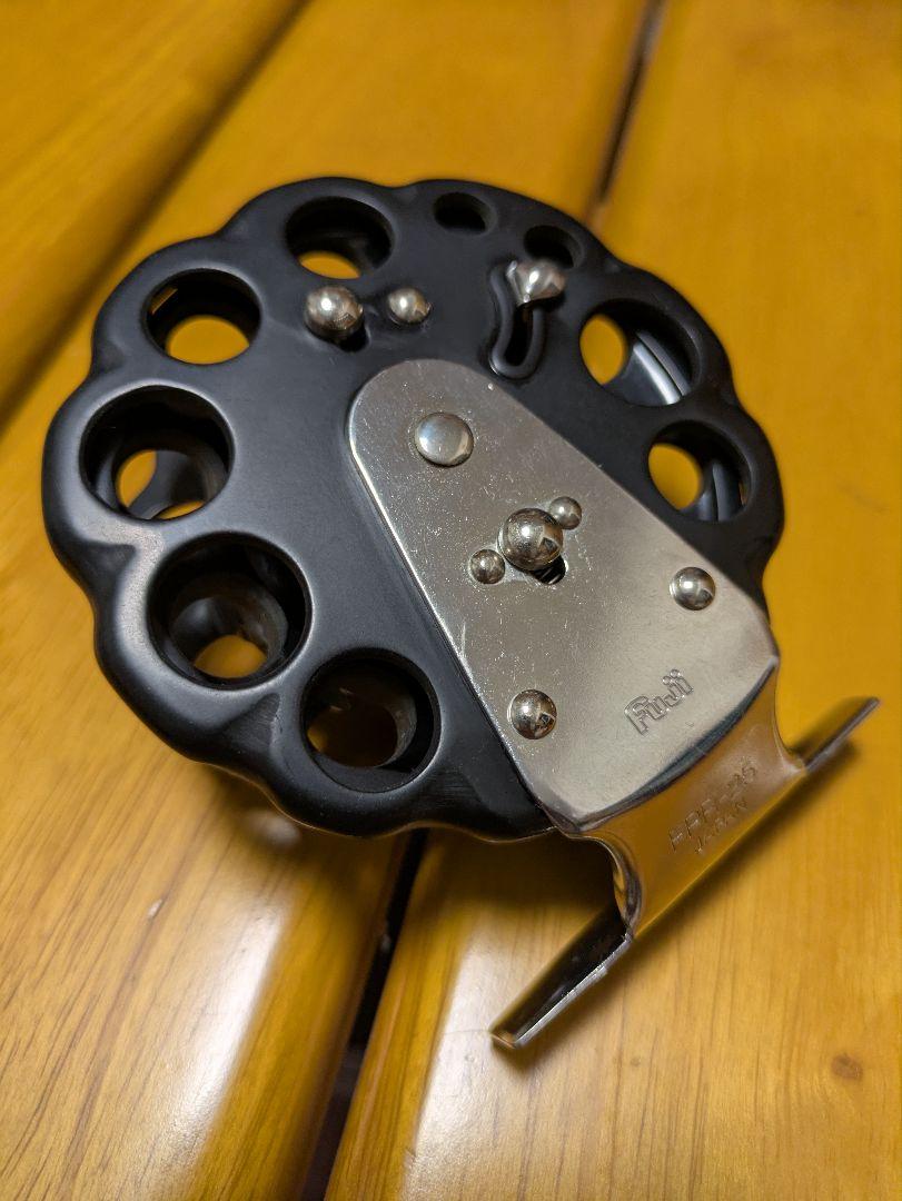 良質  フジリール タイコ ヘチリール 改穴開け加工9穴シングル FPR25 リール