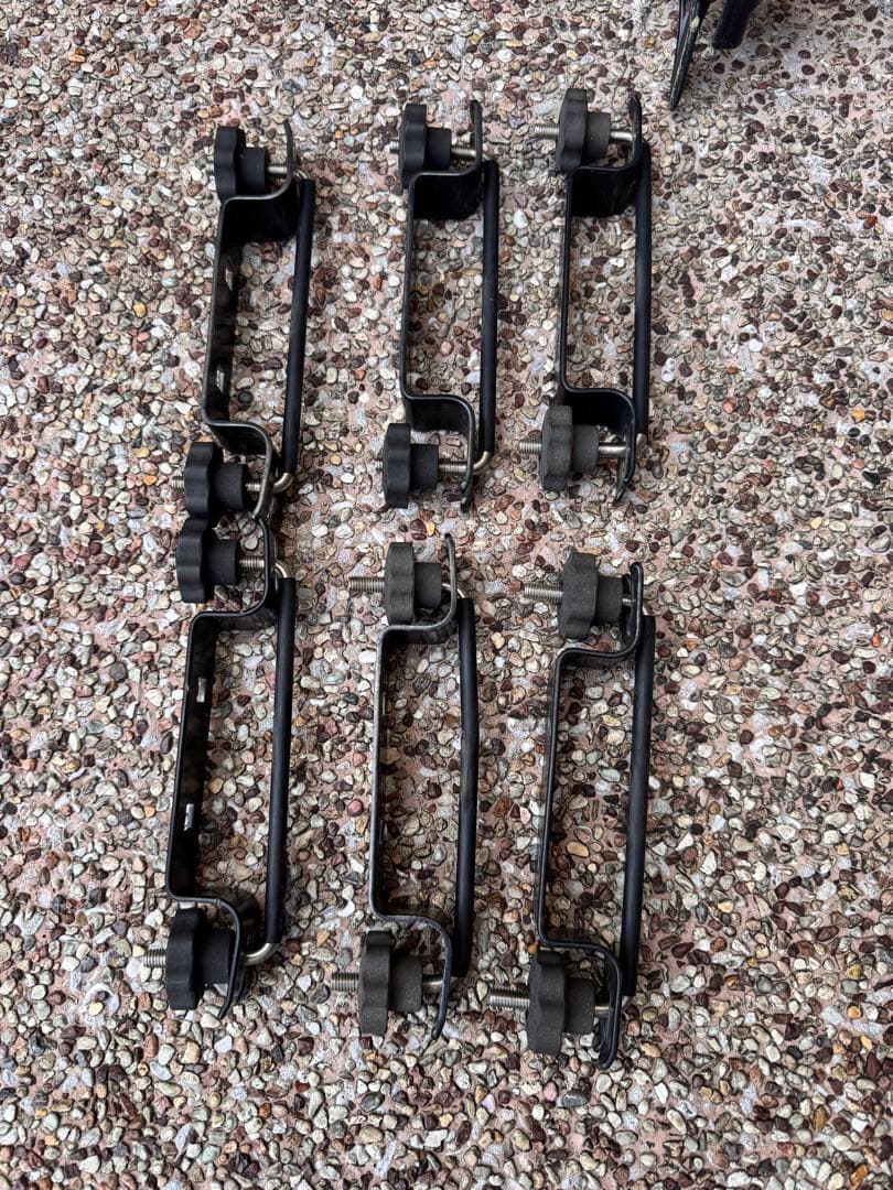 大型スチール製ルーフキャリア ブラック目立った傷や汚れなし