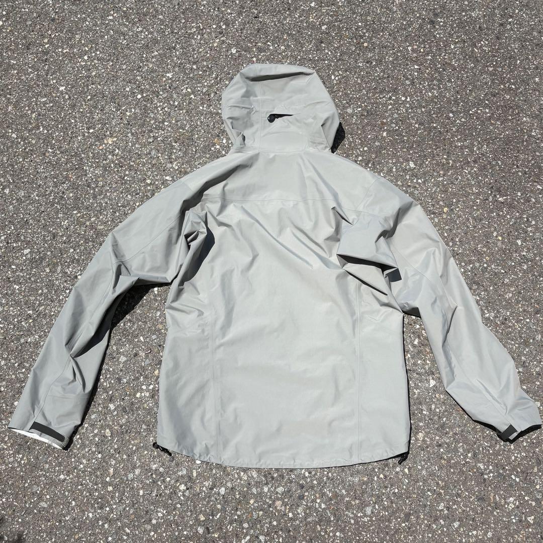 【廃盤】arc'teryx zeta sl サイズM グレー