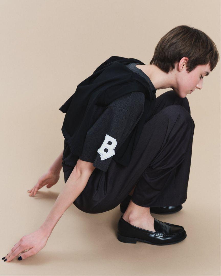 B. STAR TEE 新品タグ付き