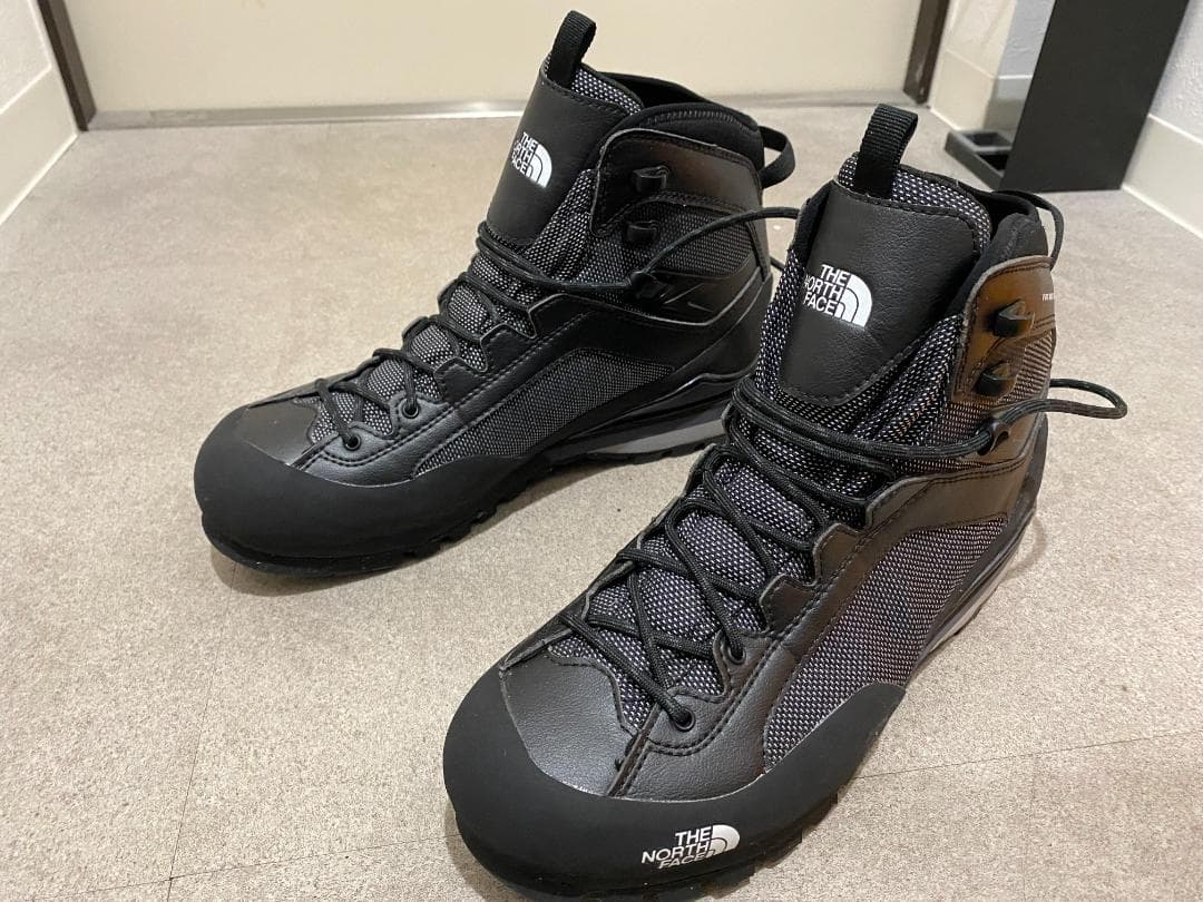 ノースフェイス トレッキングシューズ  メンズ ヴェルト フューチャーライト(7475円)