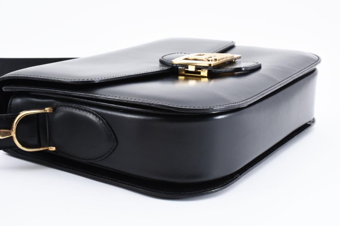 【極美品】CELINE セリーヌ 金馬 ショルダーバックトリオンフ レザー