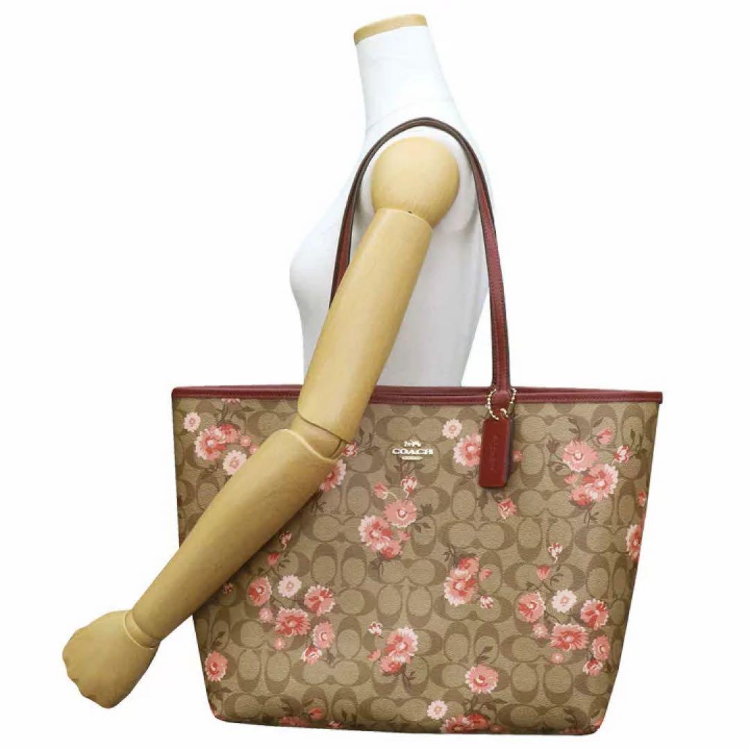 ♡大人気 超美品 コーチ バッグ トートバッグ リバーシブル シグネチャー 花柄 大人気 超美品 コーチ バッグ トートバッグ リバーシブル