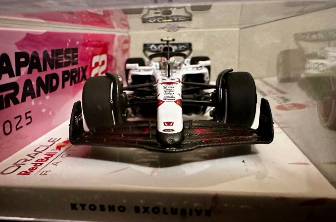 MINICHAMPS RB21 Yuki Tsunoda 1/43 日本GP MINICHAMPS RB21 Yuki Tsunoda 1/43 日本GP