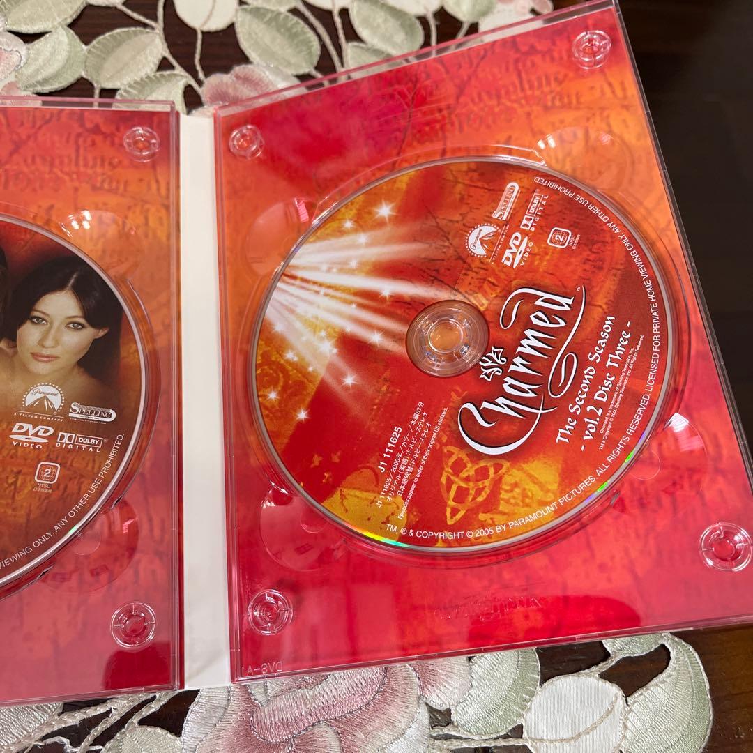 チャームド~魔女3姉妹~ シーズン2 vol.1&2〈各3枚組〉 チャームド~魔女3姉妹~ シーズン2 vol.1&2〈各3枚組〉