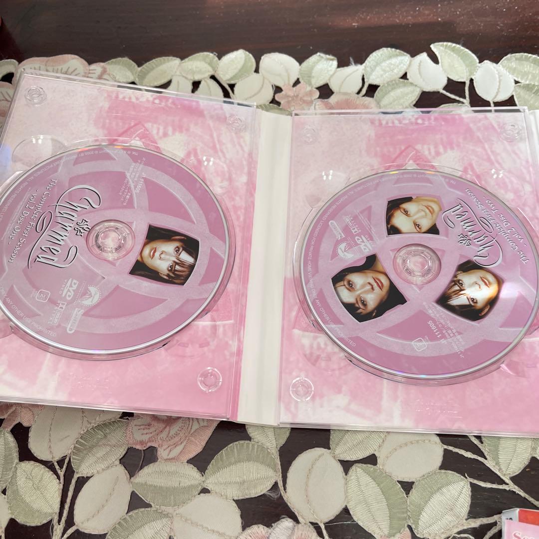チャームド~魔女3姉妹~ シーズン2 vol.1&2〈各3枚組〉 チャームド~魔女3姉妹~ シーズン2 vol.1&2〈各3枚組〉