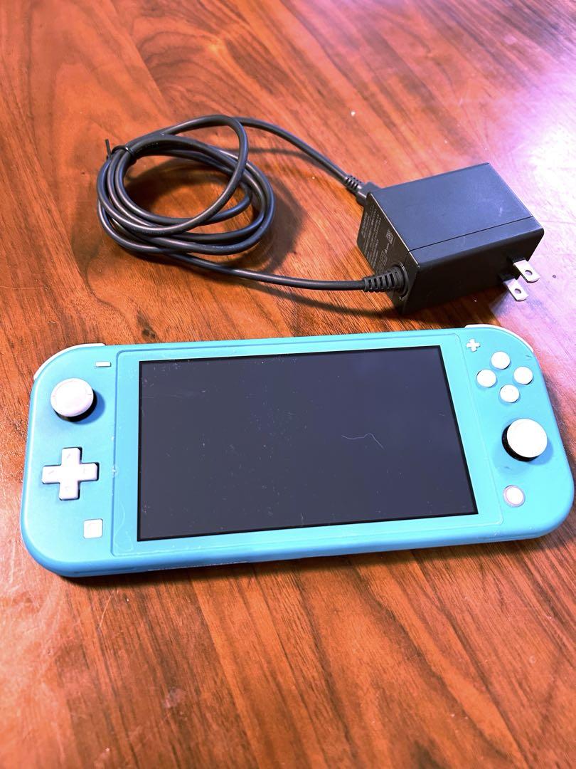 Switch light ターコイズ　充電器付き 大人気定番商品 Nintendo 充電器付き 本体 ターコイズ Lite