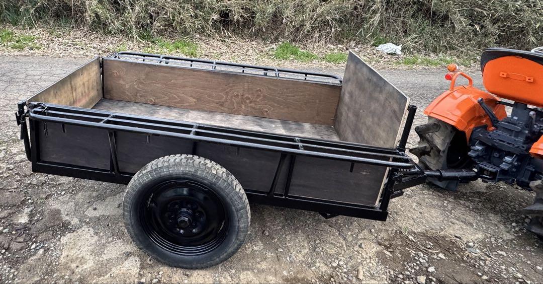 クボタ トラクター B5000 9馬力 4WD ブルトラクター トレーラー付き