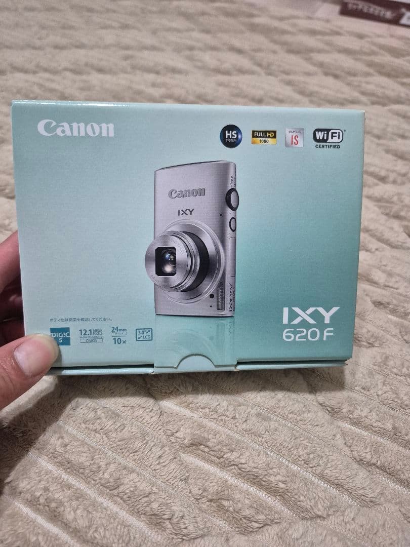 Canon IXY 620F 　ゴールドデジカメ