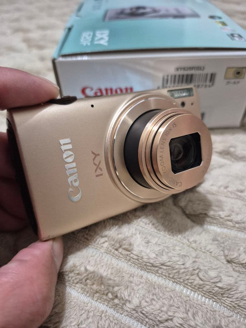 Canon IXY 620F 　ゴールドデジカメ
