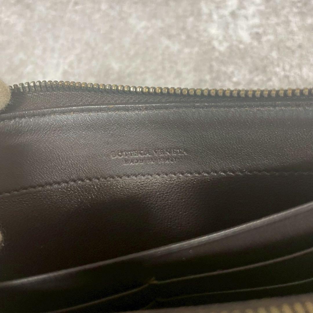 イントレ ブラウンBottega