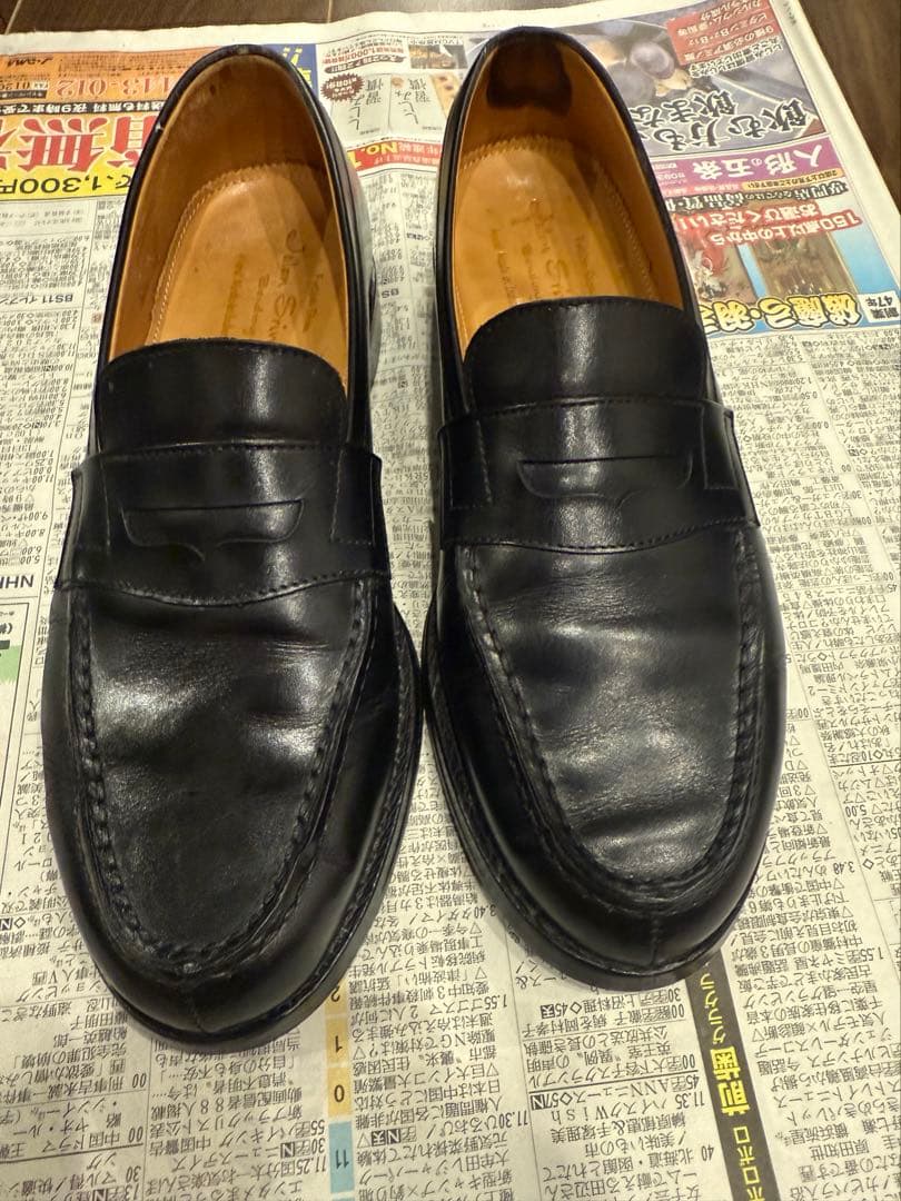 ジャランスリワヤローファーuk5ブラックレザー　98589