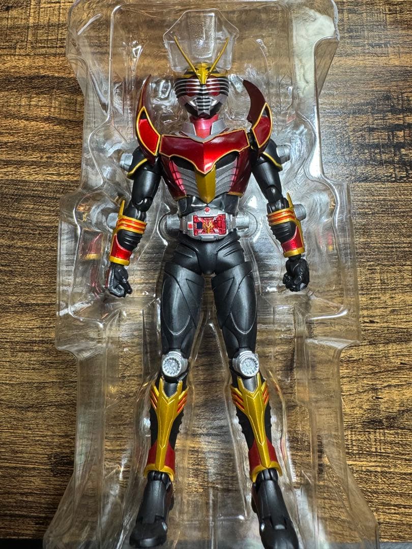 S.H.Figuarts 仮面ライダー龍騎サバイブ&ドラグランザーセット