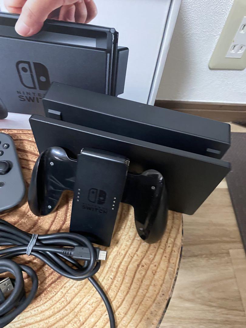 Nintendo Switch ニンテンドースイッチ本体　グレー②