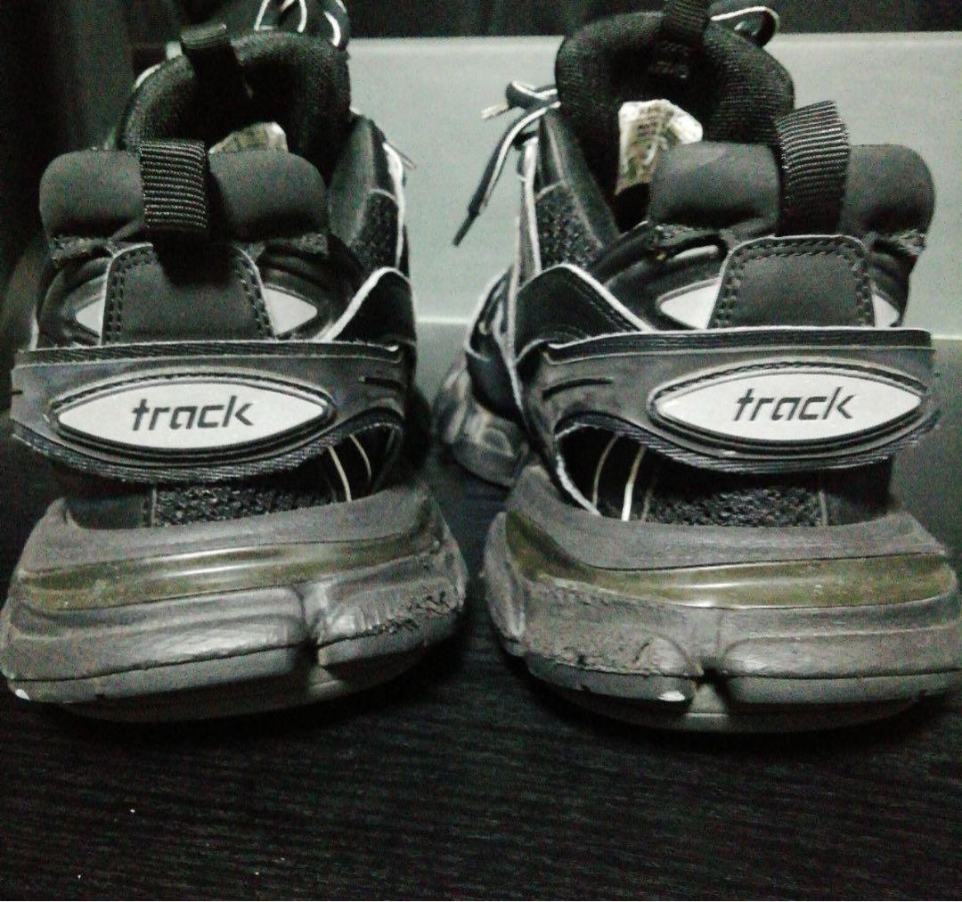 BALENCIAGA trackスニーカー 黒
