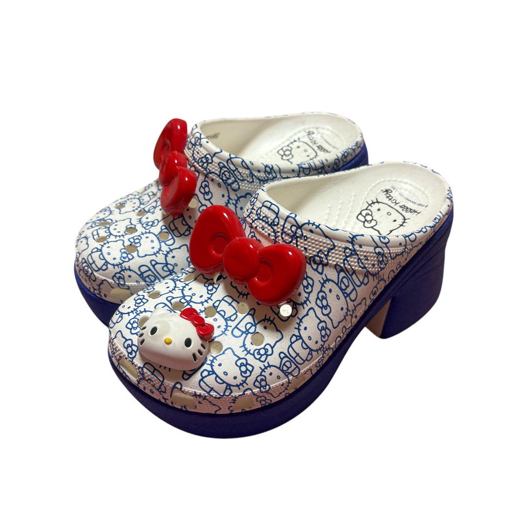 ハローキティ crocs ヒールサンダル