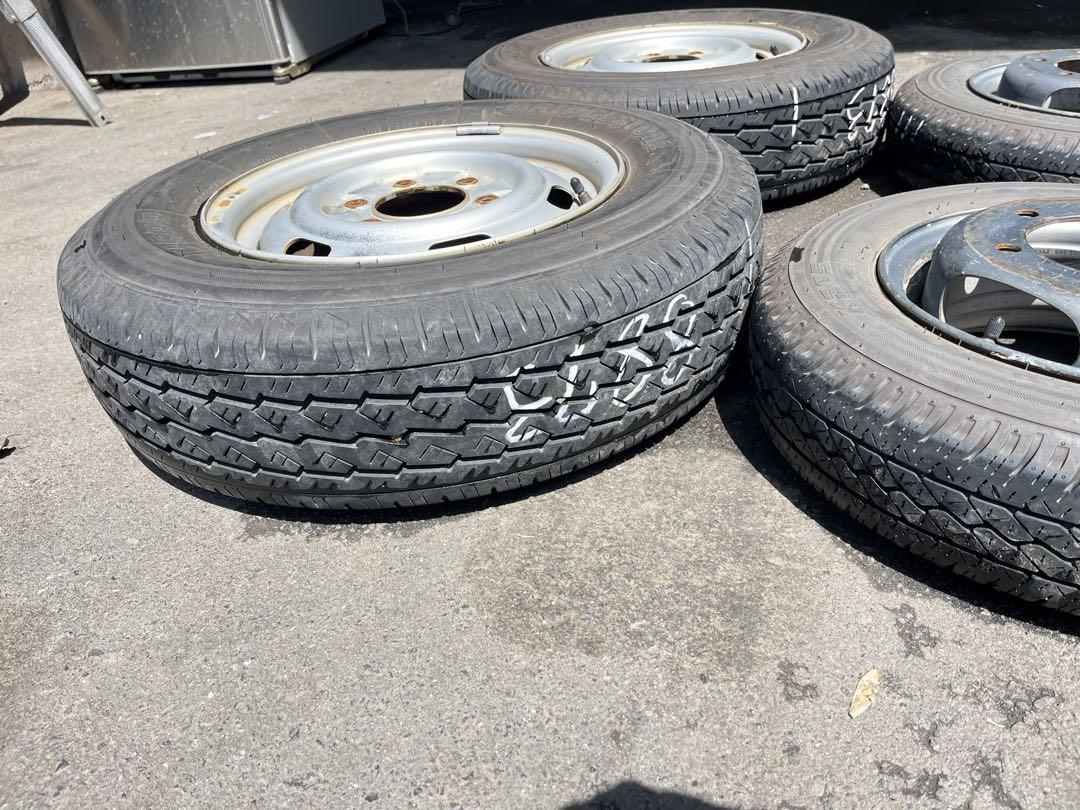 レア品　2トン　ダブルタイヤ195/80R15 145R12 アトラス　タイタン