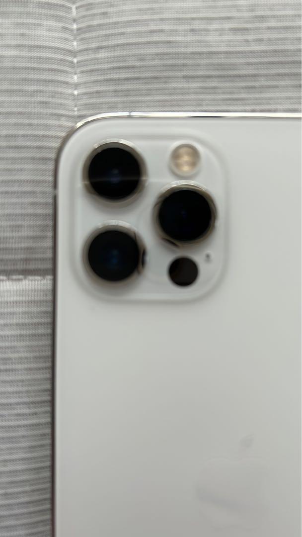 iPhone12pro シルバー　256GB