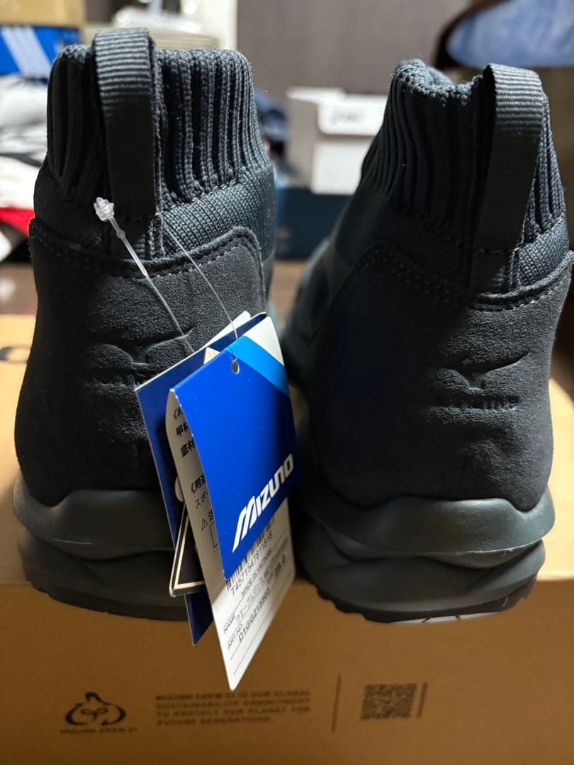 新品未使用 mizuno nonnative MUJIN GTX 28cm 新品未使用 mizuno nonnative MUJIN GTX 28cm