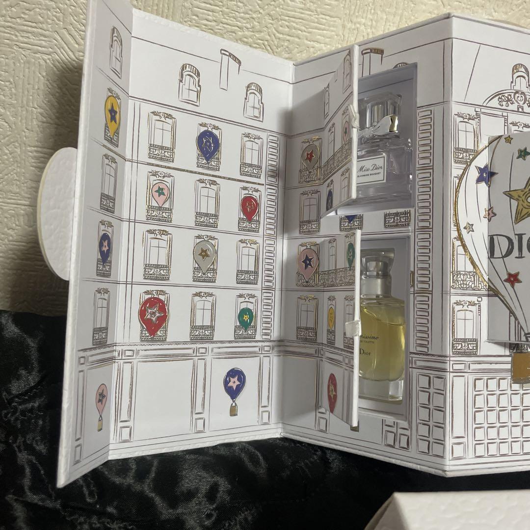 ほぼ未使用　Dior 30montaigne