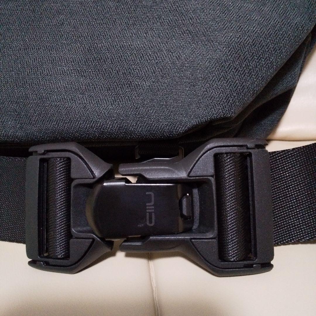 NIID URBANATURE R1 Sling Bag ボディーバッグ