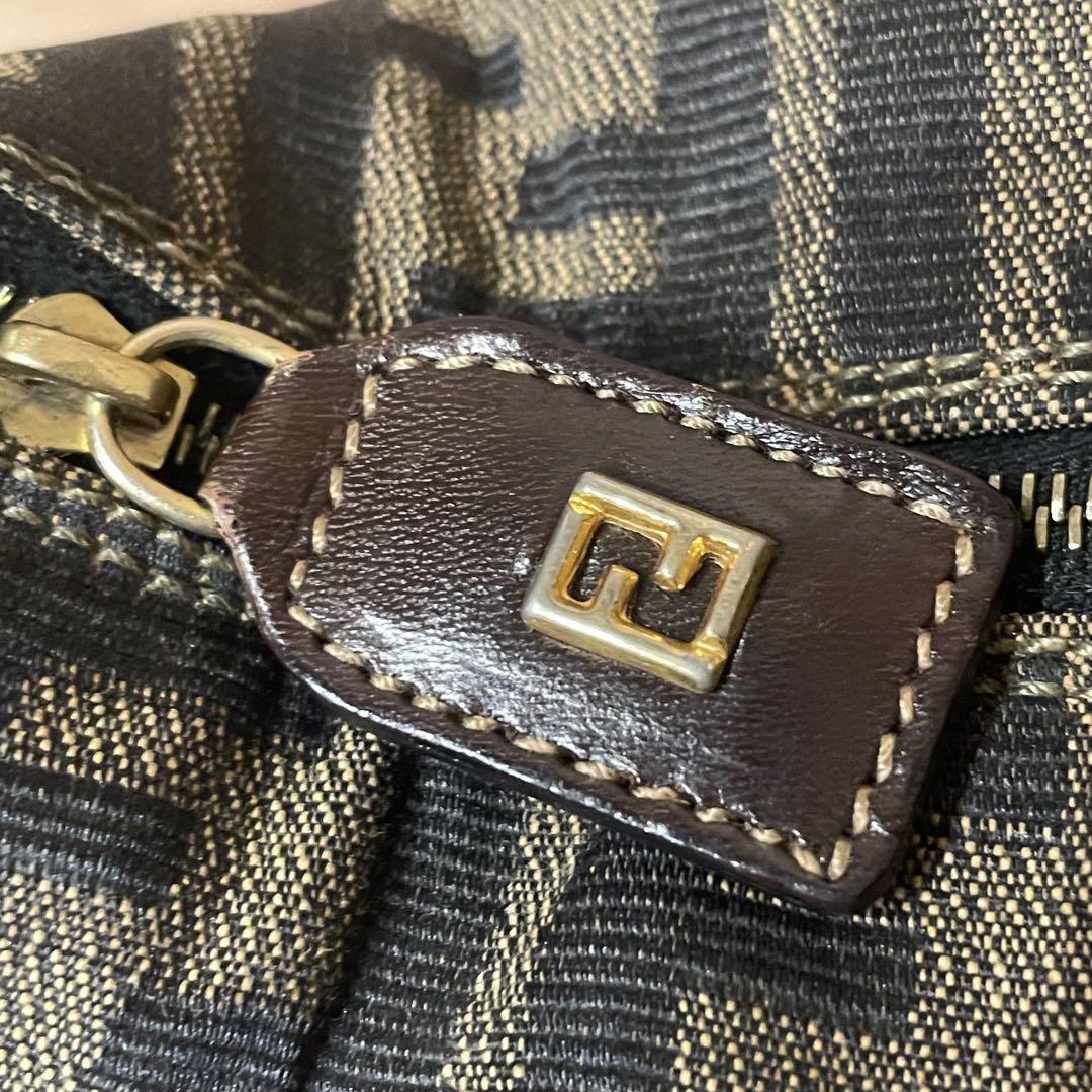 FENDI ズッカ柄 FF柄 バニティバッグ アクセサリー ポーチ