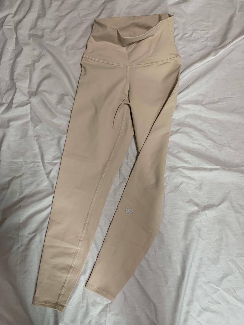 日本未入荷】ALO Yoga ハイウエストレギンス 【セレブ愛用