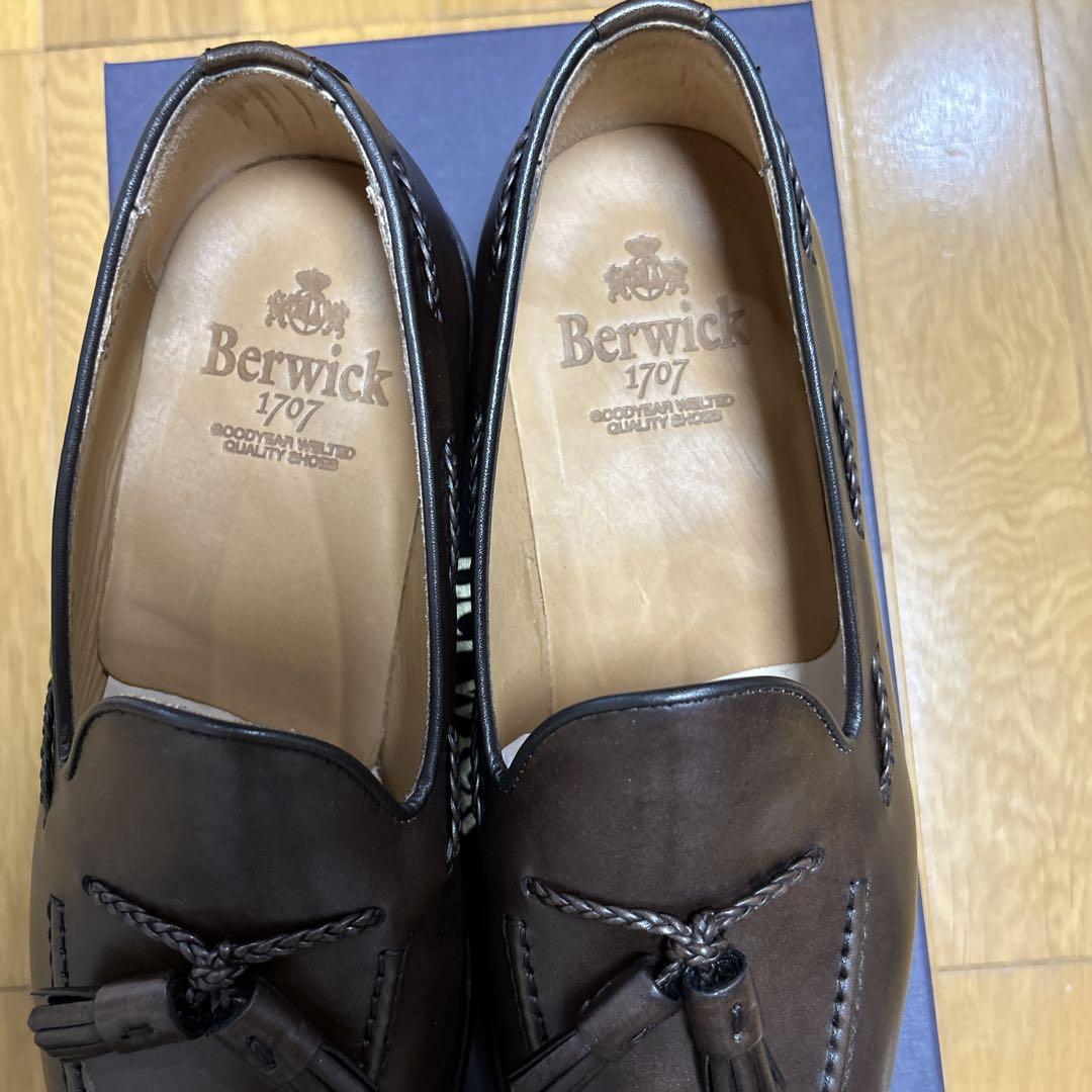 バーウィック Berwick タッセル ローファー ダークブラウン