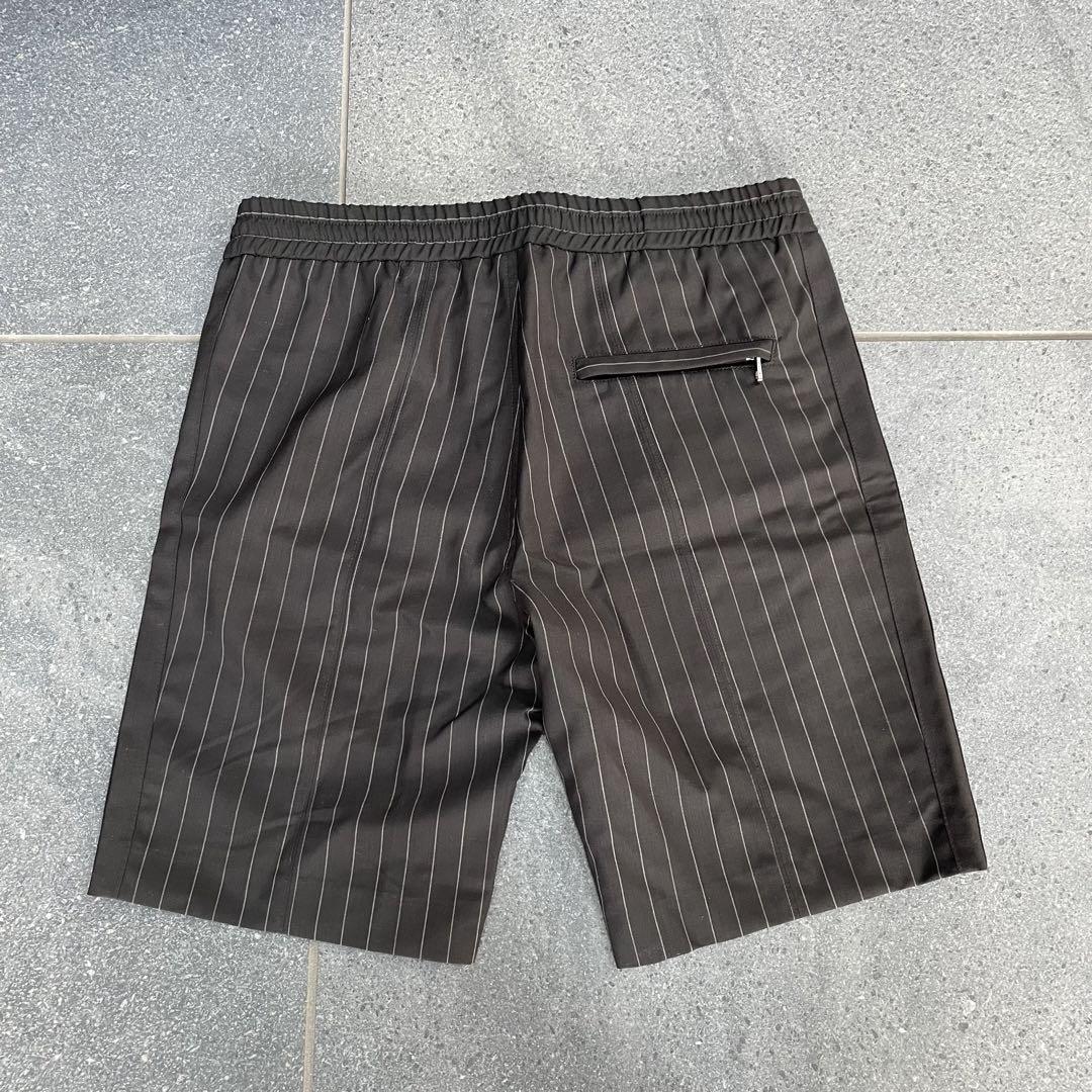DIESEL BLACK GOLD 黒ハーフパンツ