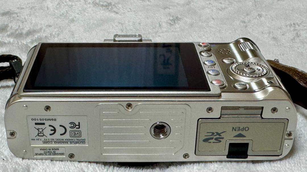 OLYMPUS オリンパス PEN E-P3 14-42レンズキット カスタム