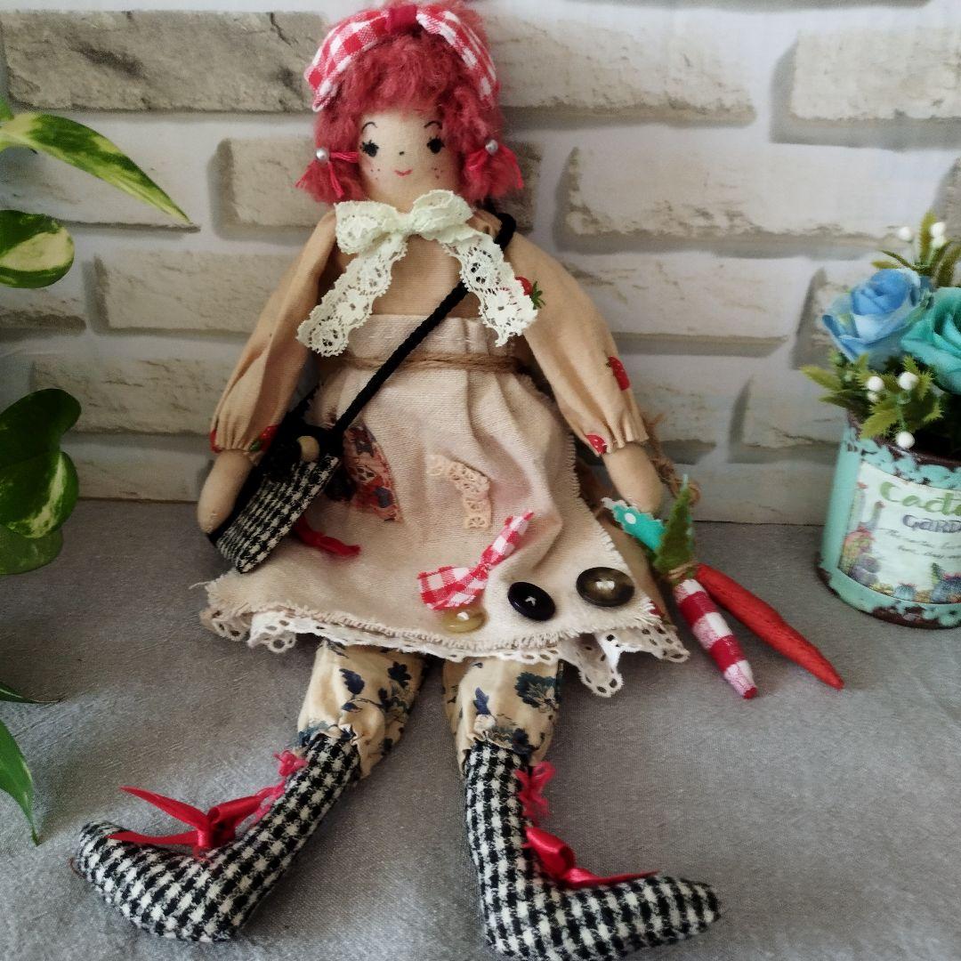 ハンドメイドカントリードール♡手作り人形 ♡ピンク髪 のリボン