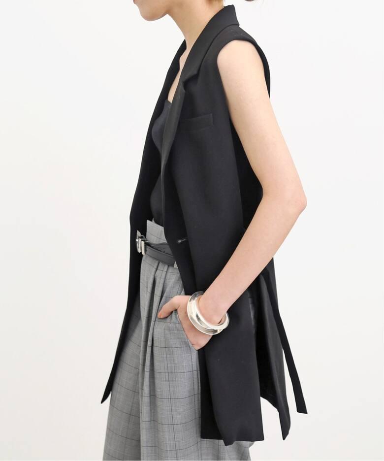 【新品】アパルトモン【Col Pierrot】Georgette Vest 黒 新品】アパルトモン【Col Pierrot】Georgette Vest 黒 - メルカリ