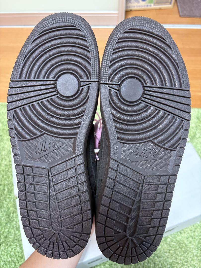 ピ*着様 Travis Scott × Nike Air Jordan 1 Lo