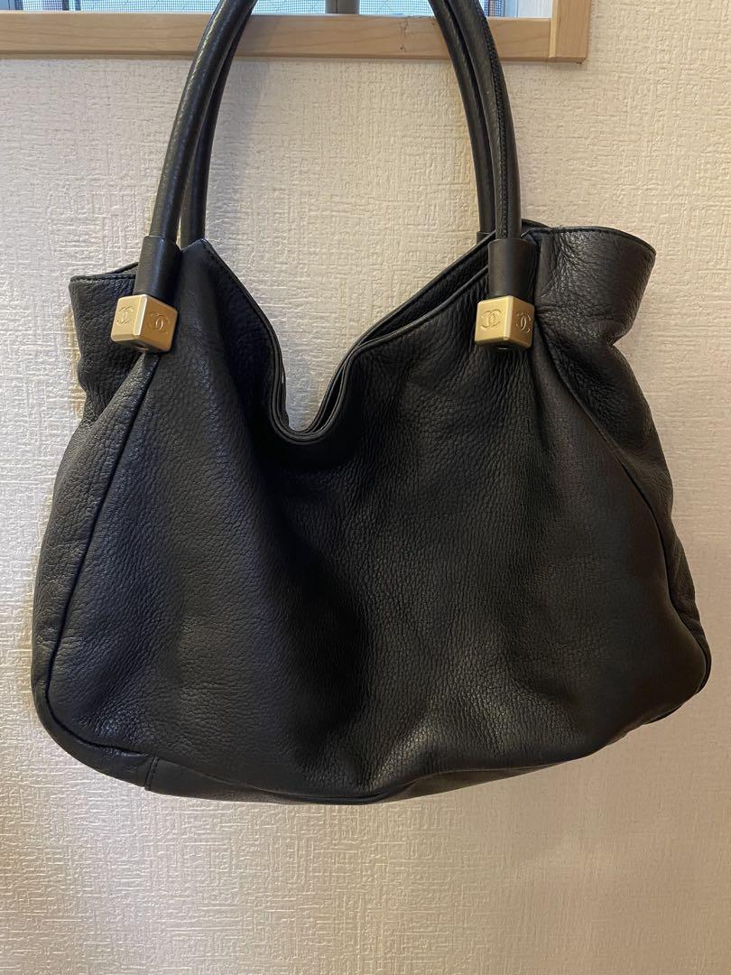 Chanel ブラック レザートートバッグ