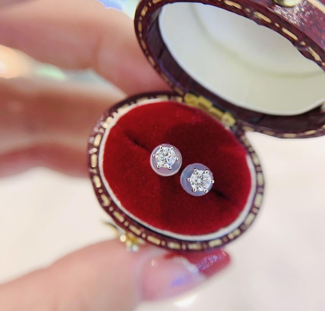 ▼ 天然ダイヤモンドピアスk18 一粒ピアス