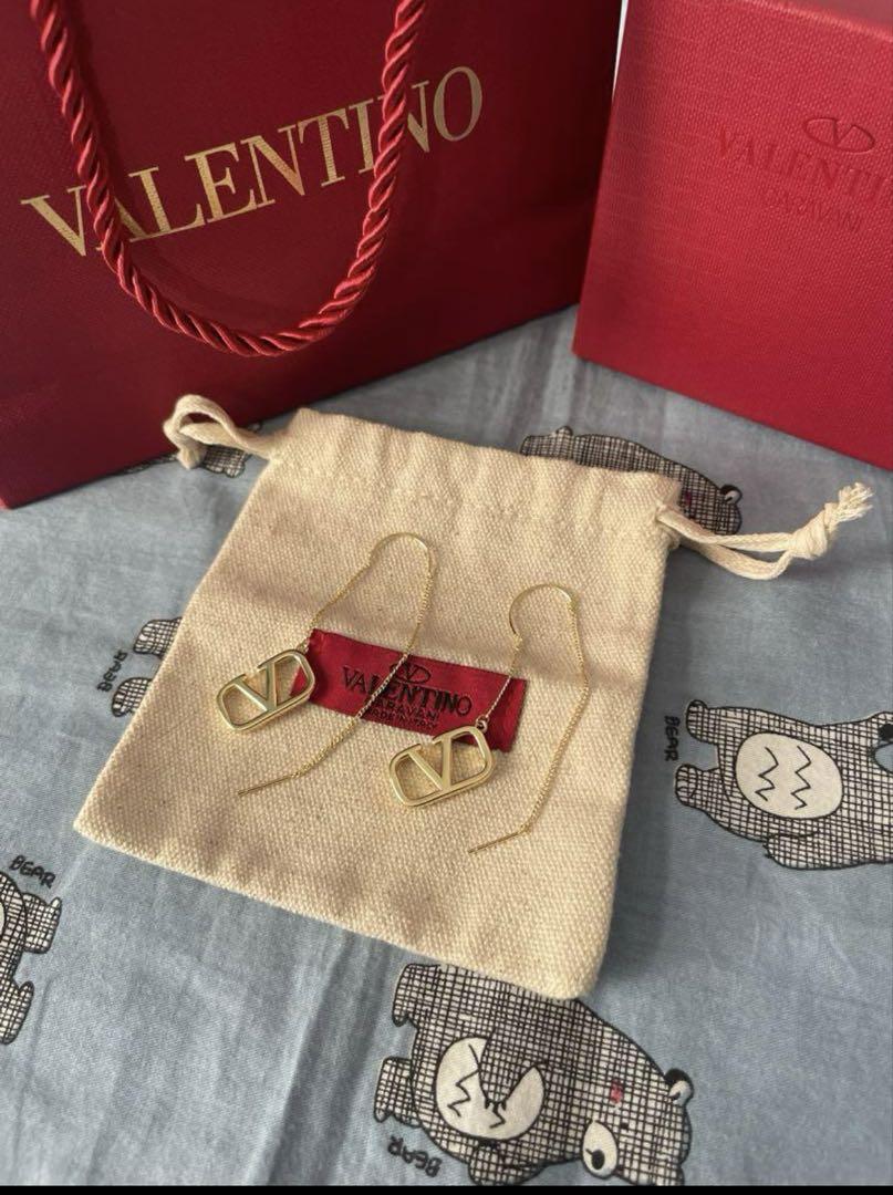 ヴァレンティノ Vロゴシグネチャーピアス チェーン 美品