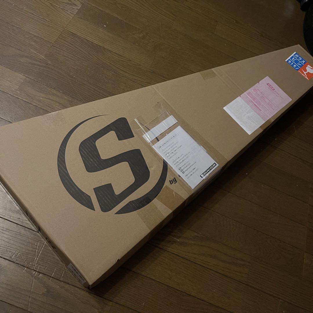 エス