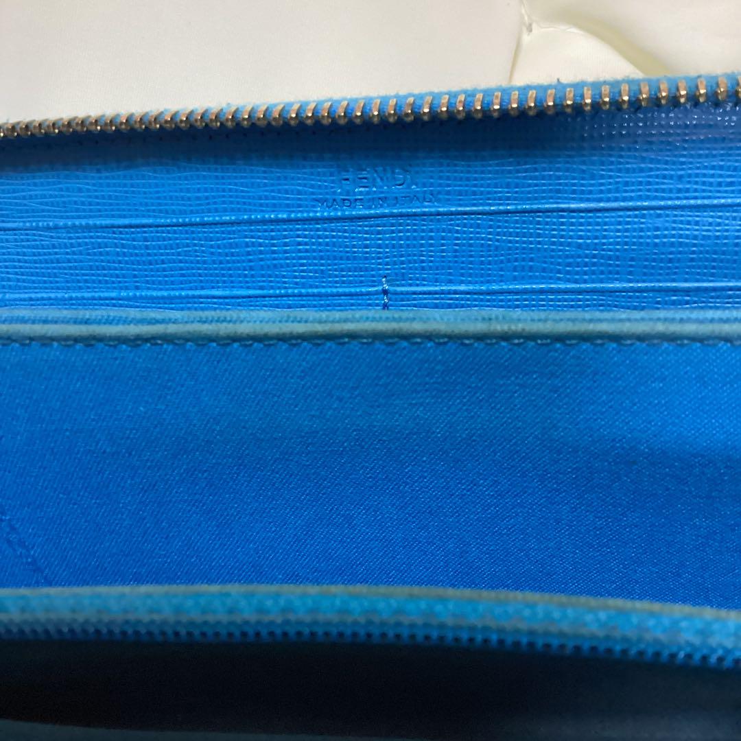 フェンディ　長財布　ラウンドファスナー　ステッチ　ロゴ　エンボス　シボ革　ブルー GUCCI - グッチ GGエンボス ウォレット ラウンドファスナー長