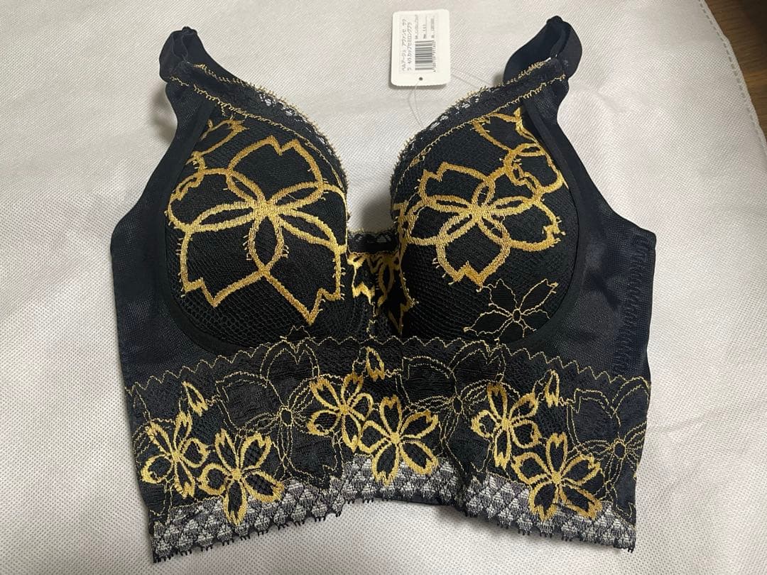 色 マルコ サクラ ショートブラ E65MARUKO