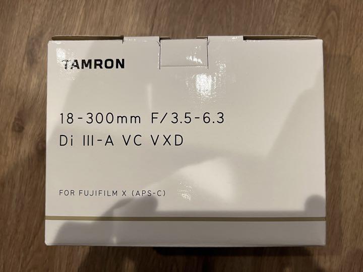 【未使用品】タムロン TAMRON 18-300mm (フジフイルム用)