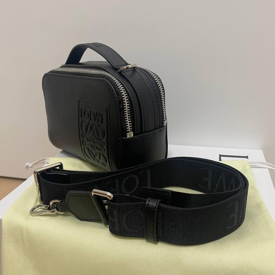 LOEWE ロエベ メッセンジャーバッグ