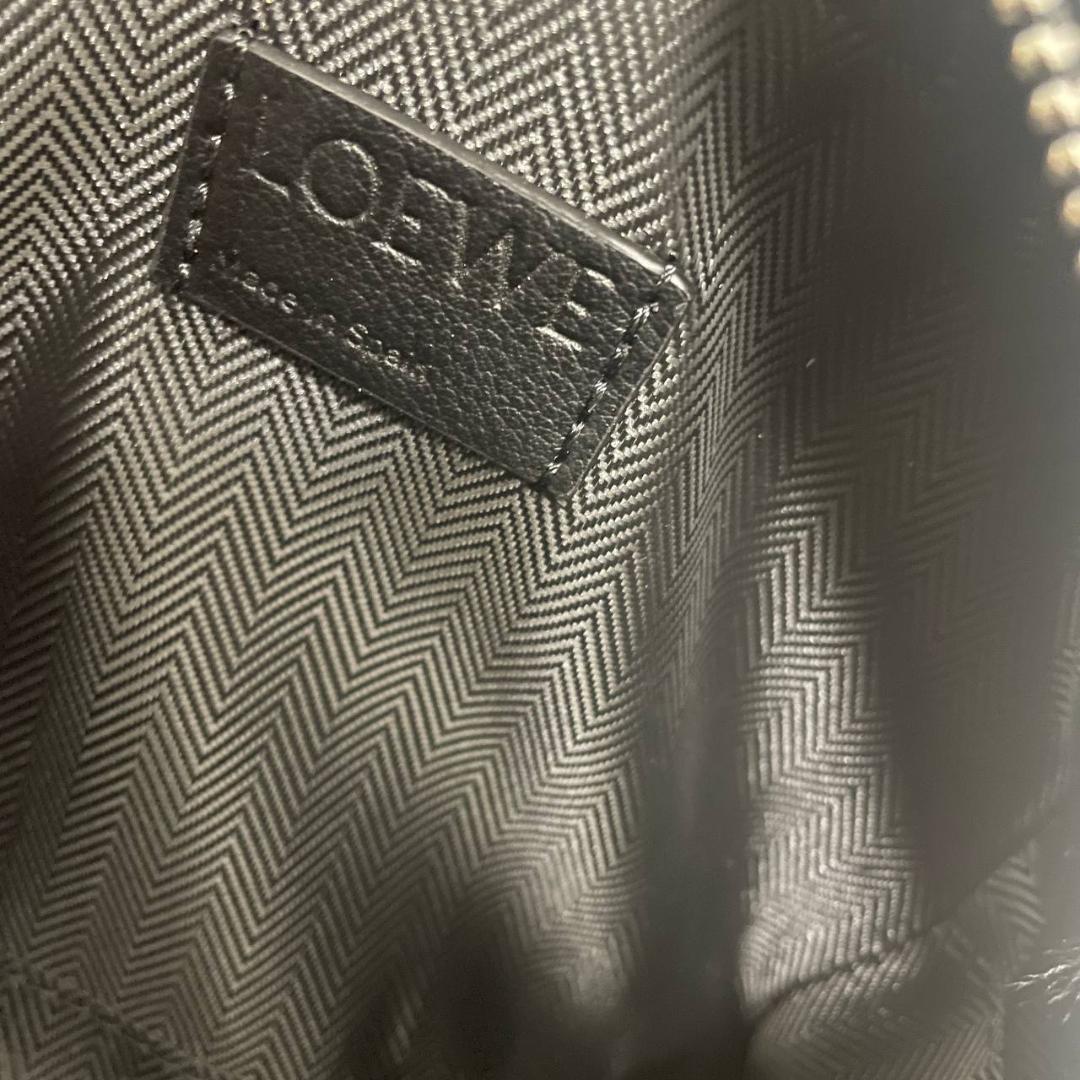 LOEWE ロエベ メッセンジャーバッグ