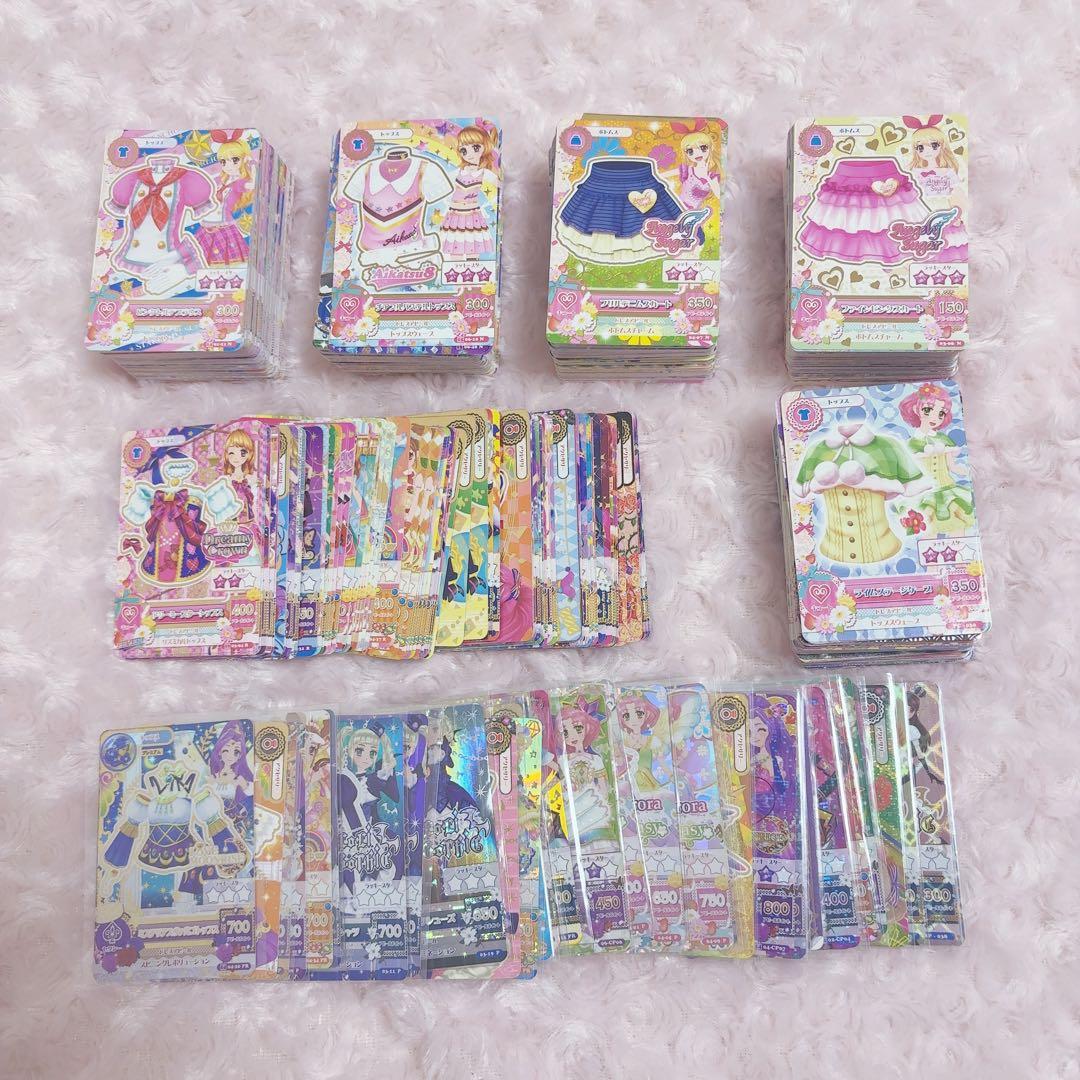 アイカツカード アイカツ 大量 600枚全体的に状態が悪い